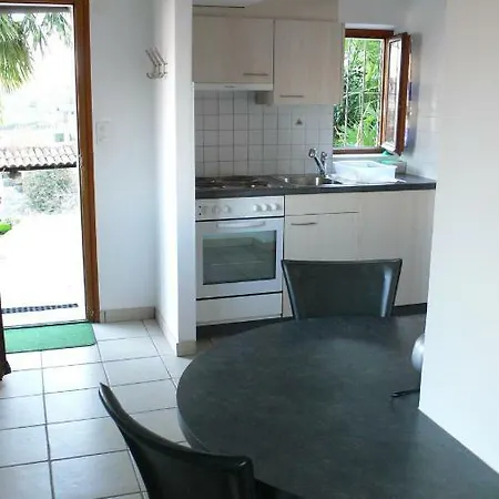 Appartement Casa Petra 1 1/2 Zi, Orgnana 83