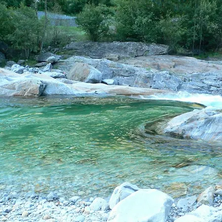 Casa Petra 1 1/2 Zi, Orgnana 83 *